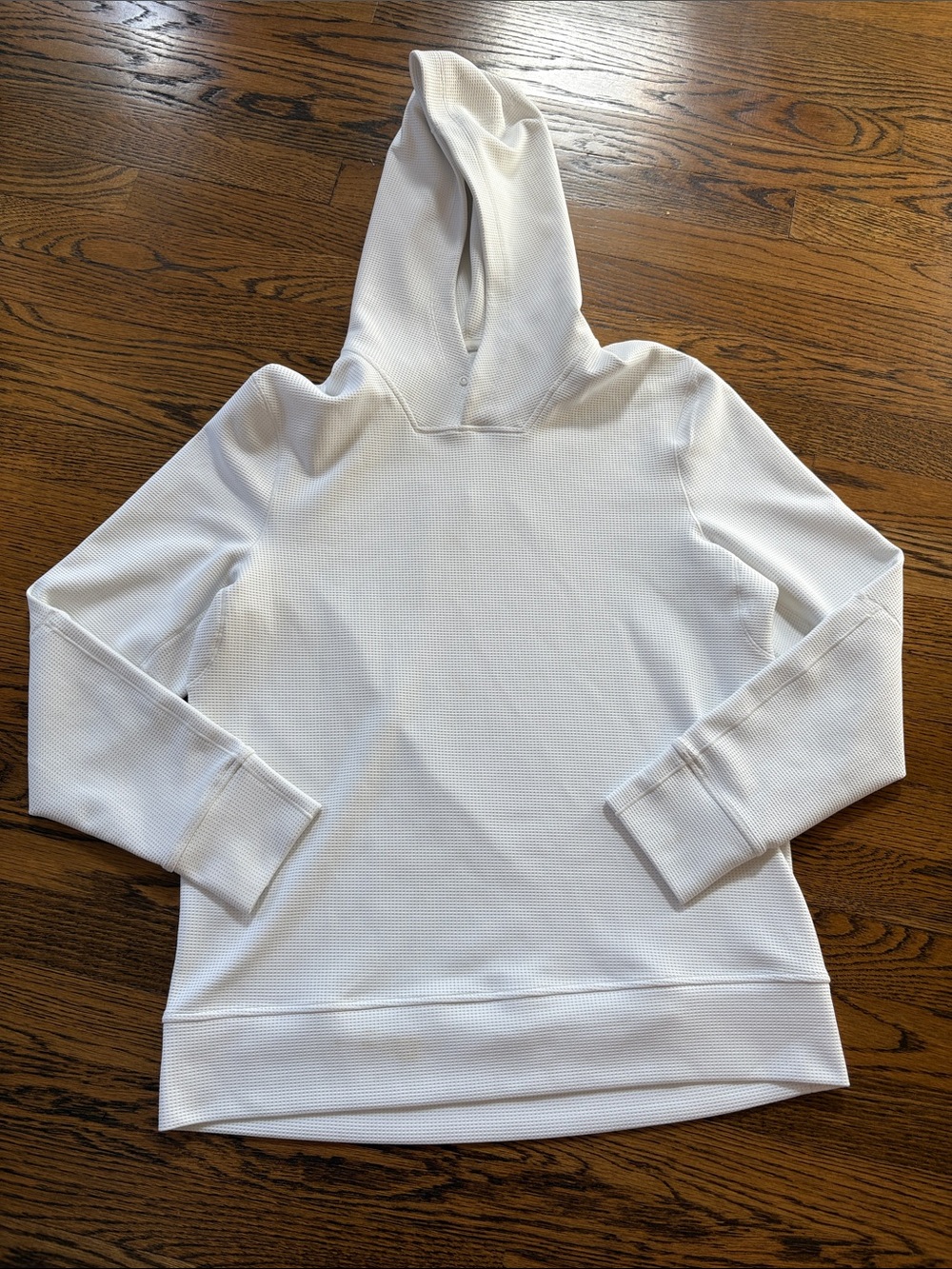 Lululemon men’s White Hooded Pullover Top, m